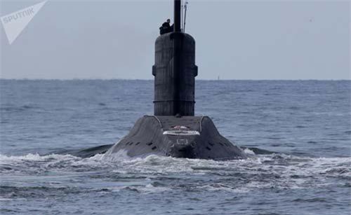 Bí mật quân sự: Tàu ngầm Nga luyện cách tránh đòn của tàu chiến NATO