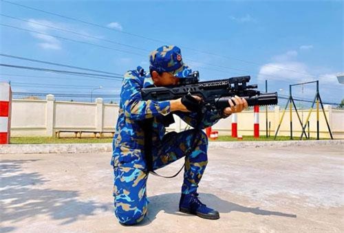 Biến thể đặc biệt của khẩu súng hiện đại nhất quân đội Việt Nam