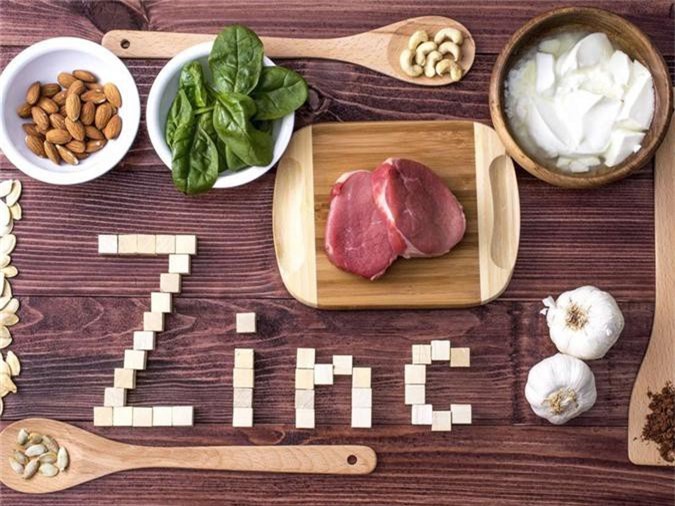 Bỏ túi 8 bí kíp ngăn ngừa gàu hiệu quả trong mùa hanh khô - Hình 4 Bo tui 8 bi kip ngan ngua gau hieu qua trong mua hanh kho-Hinh-4