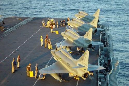 Brazil duy trì biên đội cường kích hạm khi... không còn tàu sân bay