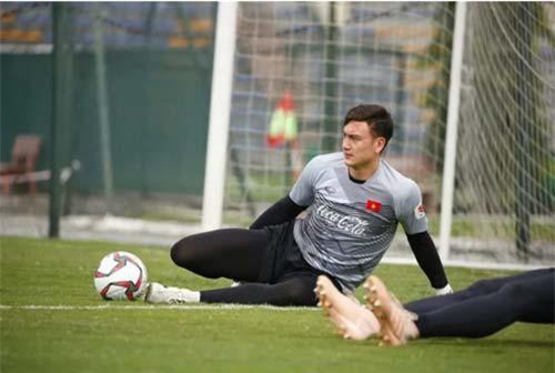 Đặng Văn Lâm sẽ được trở về tập trung sớm cùng ĐT Việt Nam