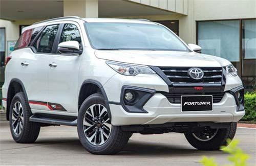 Đánh giá Toyota Fortuner 2019: Đi tốt, hao ít, bán nhanh