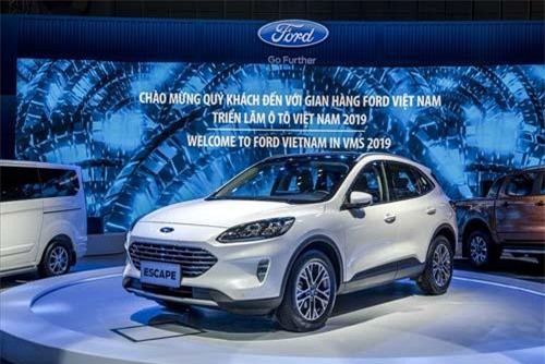Ford Escape và bài toán SUV 5 chỗ tại Việt Nam