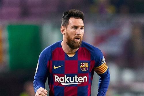Lập cú đúp vào lưới Valladolid, Messi vượt mặt Ronaldo