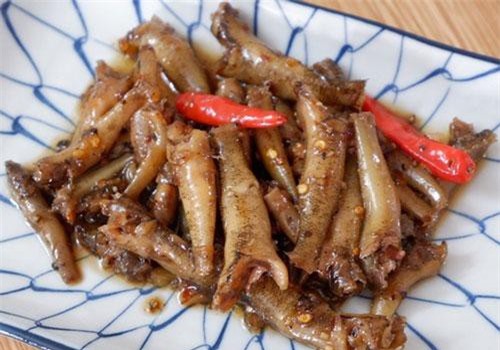 Mẹo kho cá bống thấm không cần ướp