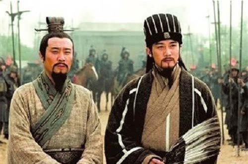Tam Quốc Diễn Nghĩa: Vì sao Lưu Bị đánh trận không thiếu lương thảo còn Gia Cát Lượng thì ngược lại?