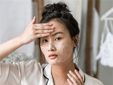 Tẩy tế bào chết làm đẹp sẽ tác dụng ngược nếu sai thời điểm
