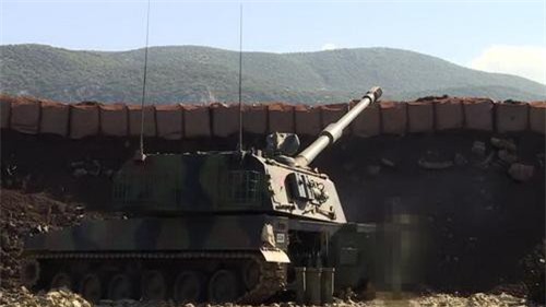 Thổ Nhĩ Kỳ nã trọng pháo vào vị trí quân cảnh Nga?