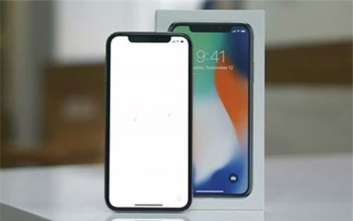 iPhone X bất ngờ giảm giá 'kịch sàn'người mua phát thèm