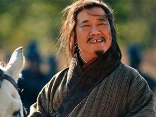 Chỉ vì thiếu sự độ lượng, Tôn Quyền đã đánh mất mưu sĩ có tài ngang với Khổng Minh