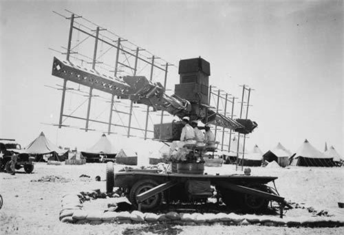 Chiến tranh Việt Nam và sự hình thành tác chiến điện tử