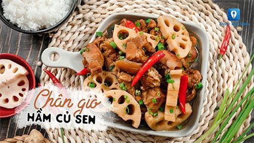 Clip: Bí quyết làm chân giò hầm củ sen chuẩn vị mẹ nấu