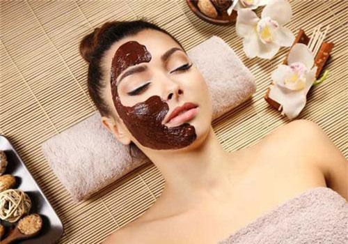 Dưỡng da bằng mặt nạ sô cô la đen, bạn đã thử chưa?