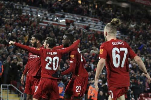 HLV Klopp phát biểu 'sốc' sau trận thắng nghẹt thở tại cúp Liên đoàn?