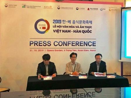 Hơn 100 gian hàng tham gia lễ hội Văn hóa và ẩm thực Hàn – Việt 2019