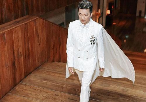 Không chỉ Đàm Vĩnh Hưng, nhiều sao Việt cũng rất 'gấu' trên mạng xã hội