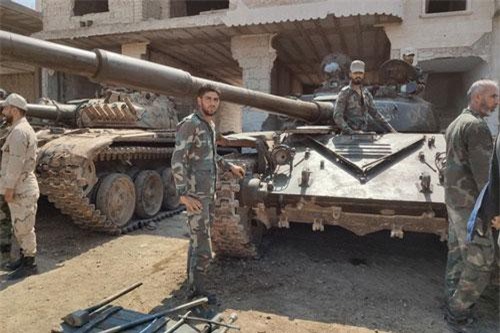 Nga cấp tốc viện trợ tăng thiết giáp, vũ khí 'khủng' cho Syria