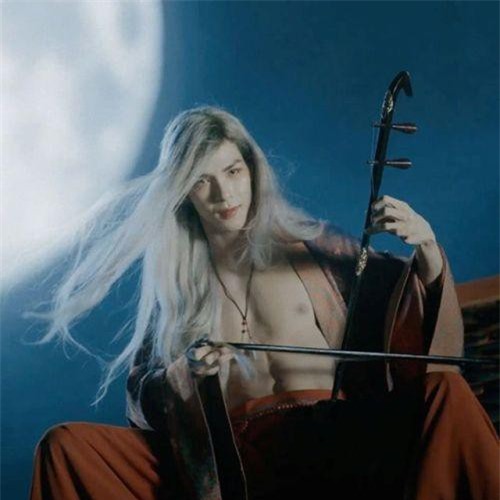 Nhan sắc của Bạch Liên trong MV Tự Tâm khiến nhiều fan 'đổ gục'