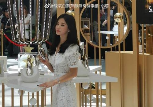 4 tháng sau ly hôn, cuộc sống của Song Joong Ki - Song Hye Kyo ra sao?