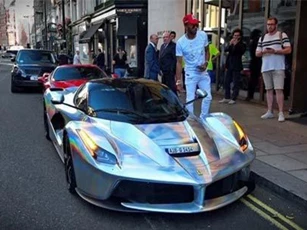 Aubameyang – tiền đạo Arsenal độ Ferrari LaFerrari bị 'ném đá' tơi tả