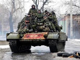Nội chiến Ukraine 'thiêu đốt' vạn vũ khí: Nửa thập niên 'nồi da xáo thịt'