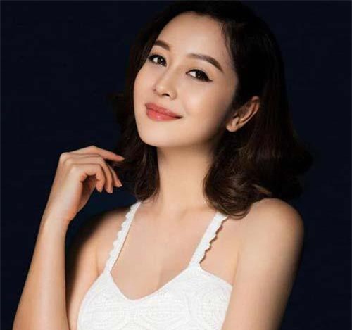 'Phát hờn' trước nhan sắc xinh đẹp của Jennifer Phạm dù mang bầu ở tháng thứ 7