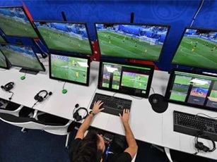 VAR công bố tính năng mới, cuộc cách mạng việt vị bắt đầu tại Anh?