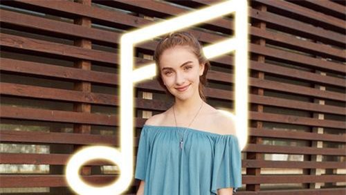 3 hot girl sinh năm 2004 đa tài, sở hữu tài sản triệu USD