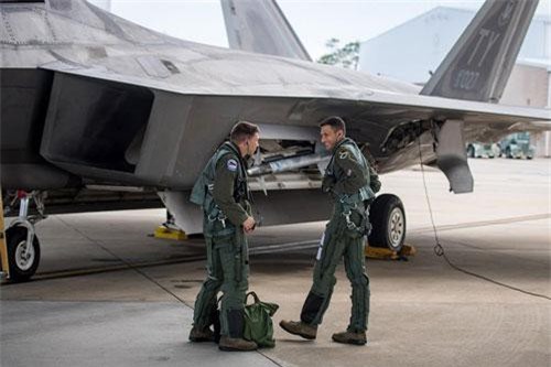 Mỹ 'đốt tiền' nâng cấp F-22, giấu nhẹm mọi điểm yếu