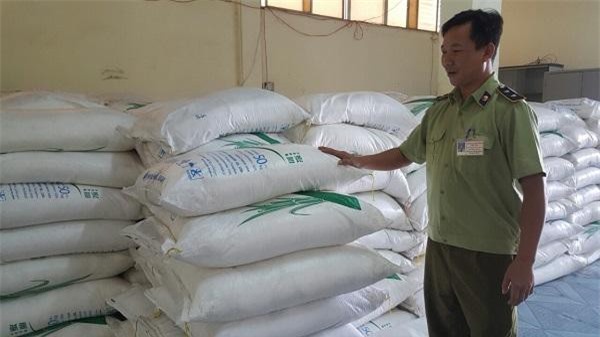 Phú Yên: Tạm giữ 30 tấn đường không rõ nguồn gốc