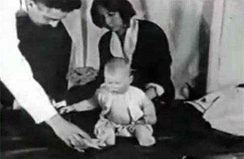 Rùng mình thí nghiệm tàn ác phi đạo đức với trẻ nhỏ