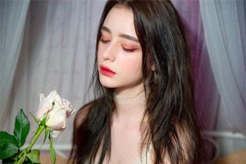 Bí quyết duy trì nhan sắc giúp phụ nữ Ukraine được bình chọn đẹp nhất thế giới