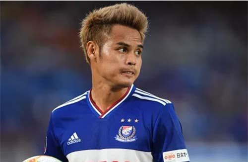 Đội bóng Nhật Bản chi hơn 200 triệu yên để mua đứt tuyển thủ Thái Lan