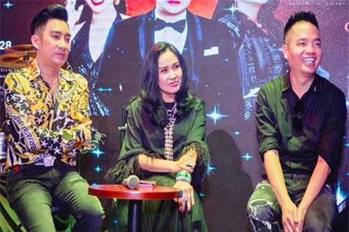 Quang Hà tuyên bố sẽ tạm dừng ca hát sau sự cố cháy Cung Việt Xô