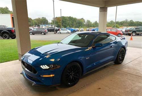Ford Mustang công suất 700 mã lực, giá gần 1 tỷ đồng