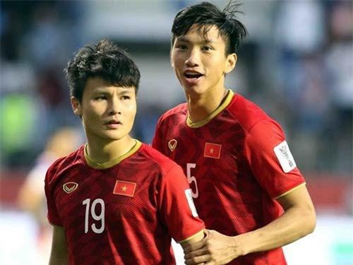 HLV Chung Hae Song, Văn Hậu và Quang Hải được vinh danh tại V-League 2019