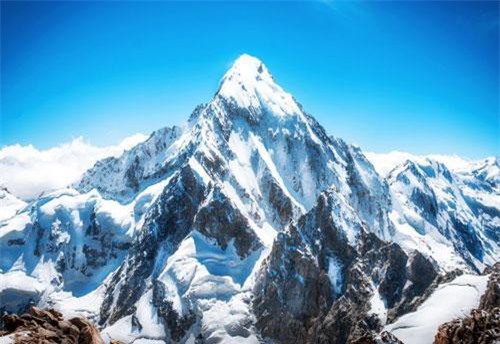 Lý do ít ai hay tại sao các ngọn núi không tiếp tục cao thêm