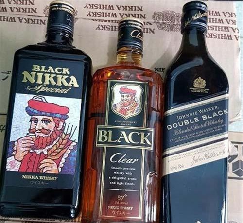 Quảng Bình: Bắt giữ hơn 3.000 chai rượu ngoại không rõ nguồn gốc