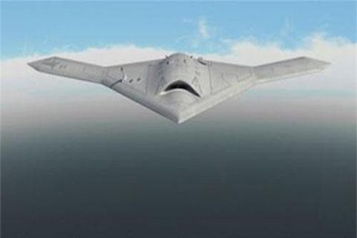 RQ-180 khó thoát đòn đánh chặn của Nga