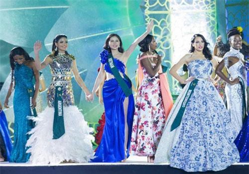 Á hậu Hoàng Hạnh: 'Tôi không thấy ai đặt vấn đề mua giải tại Miss Earth'