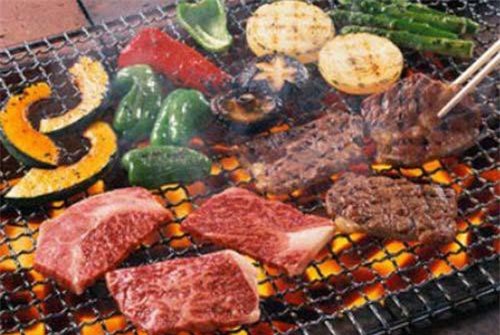 Bỏ ngoài nướng trong, ăn trong bỏ ngoài là gì?