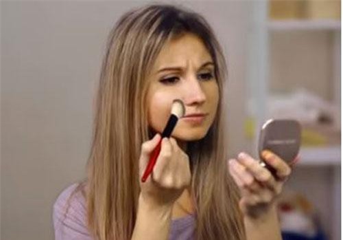 CLIP: 28 vật dụng tự làm và mẹo vặt hữu ích bạn không thể bỏ qua