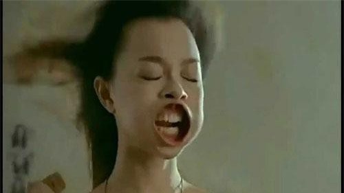 Clip: 'Chết cười' với những màn quảng cáo 'báo đạo nhất quả đất'