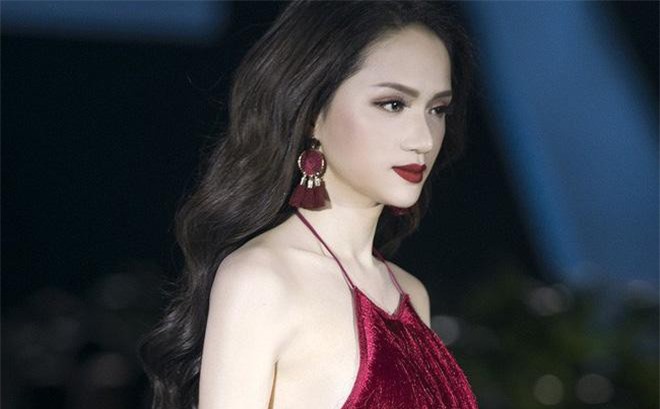 Clip: Đây đích thị là nàng hoa hậu 'nhiều muối' nhất trong showbiz Việt