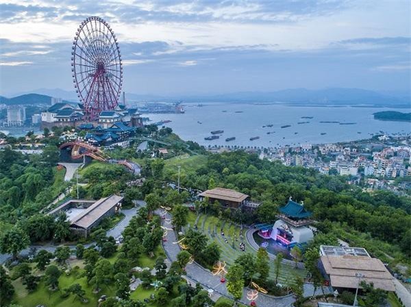 Mang thế giới đến Việt Nam- một cách làm du lịch hay