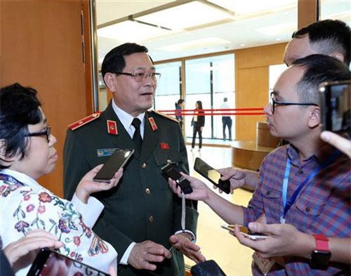 Nghệ An bắt giữ thêm 1 người liên quan đến vụ 39 người chết ở Anh - Ảnh 1. Nghệ An bắt giữ thêm 1 người liên quan đến vụ 39 người chết ở Anh - Ảnh 1.