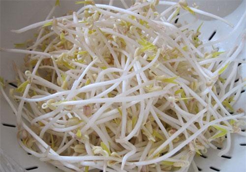 Điểm danh những loại rau không nên cho vào nồi lẩu