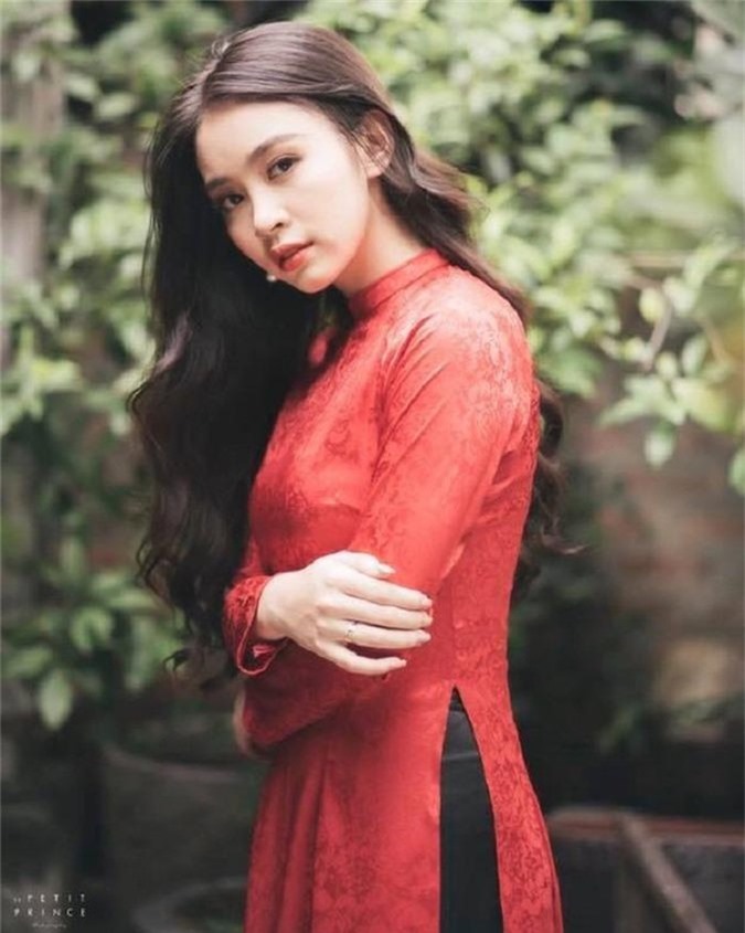 4 nu du hoc sinh Anh co thanh tich hoc tap 'khung', xinh nhu hot girl hinh anh 9