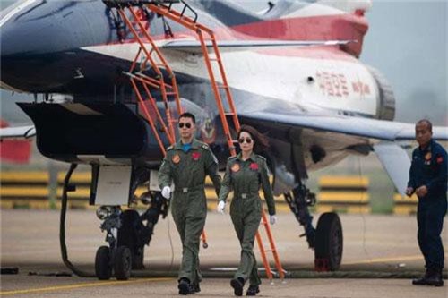 Điểm yếu chí tử đang dần lộ diện của không quân Trung Quốc