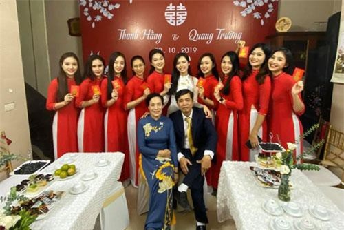 Ngắm 'dàn bê tráp xinh nhất Việt Nam' trong đám hỏi Bùi Thanh Hằng